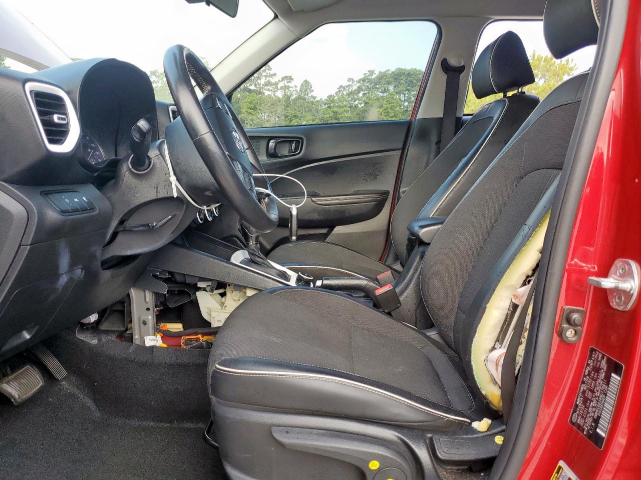 2022 Hyundai Venue Sel VIN: KMHRC8A34NU178611 Lot: 70495435