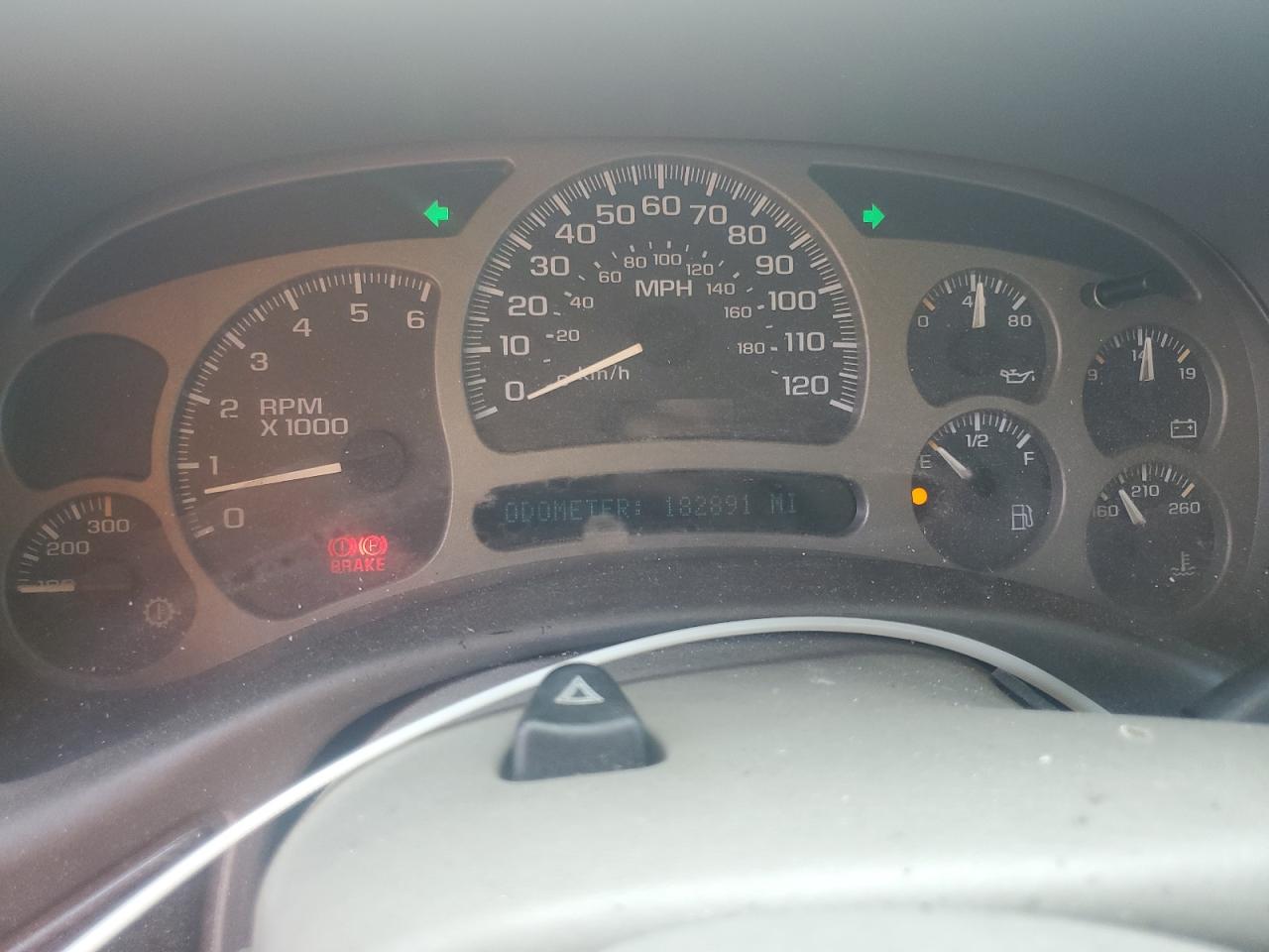 2004 GMC Yukon Denali VIN: 1GKEK63UX4J275865 Lot: 69239575