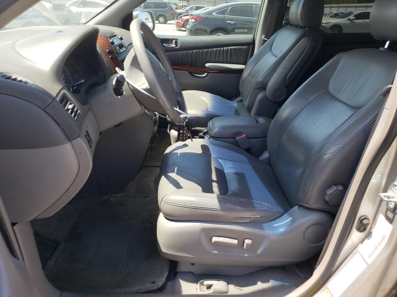 2004 Toyota Sienna Xle VIN: 5TDZA22C84S096616 Lot: 69738755