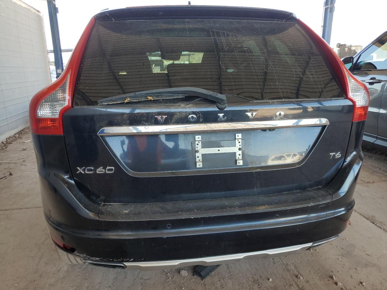 2015 Volvo Xc60 T6 Platinum VIN: YV449MDM8F2662981 Lot: 68196805