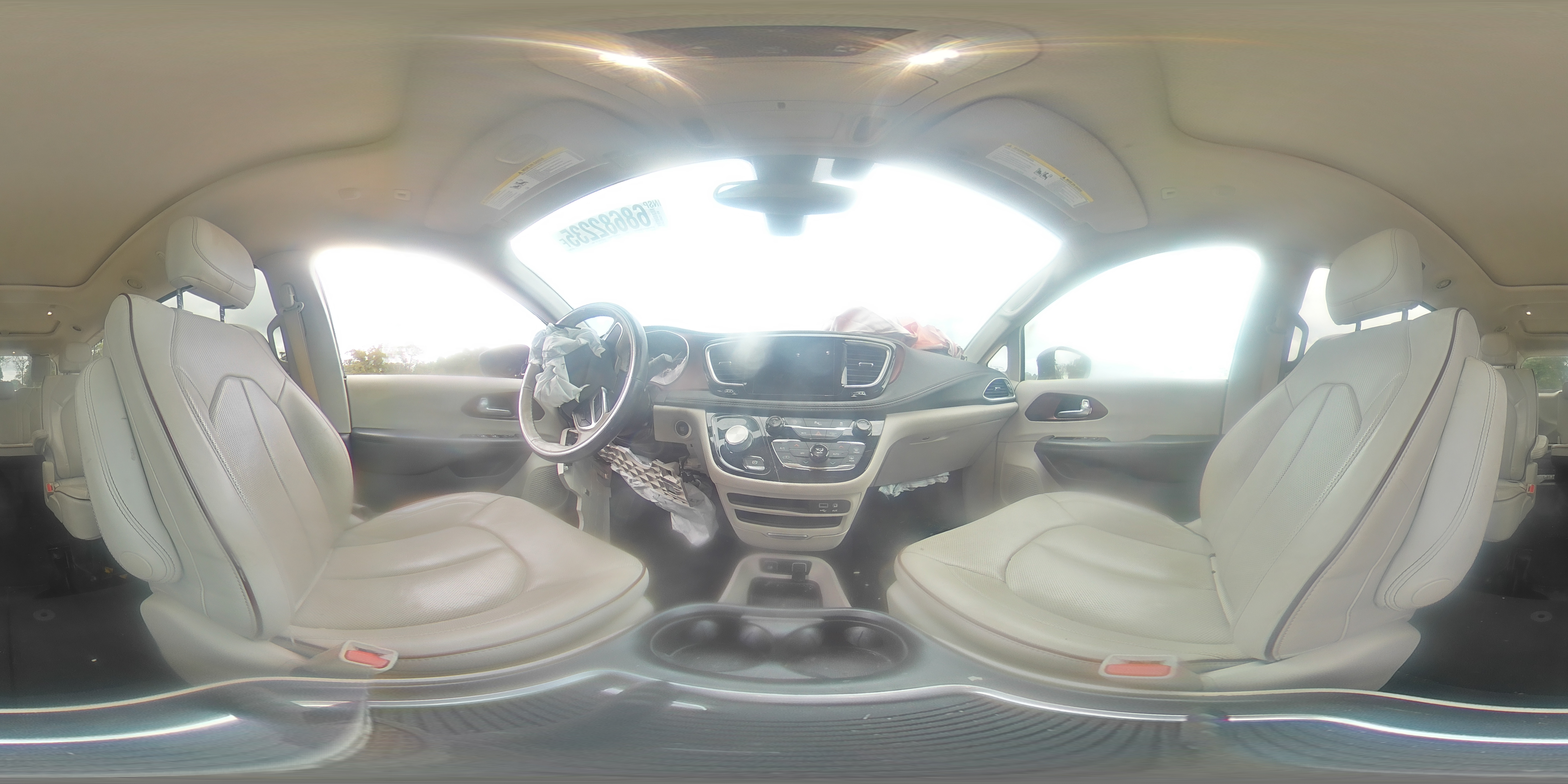 2019 Chrysler Pacifica Limited VIN: 2C4RC1GG0KR741734 Lot: 68682235