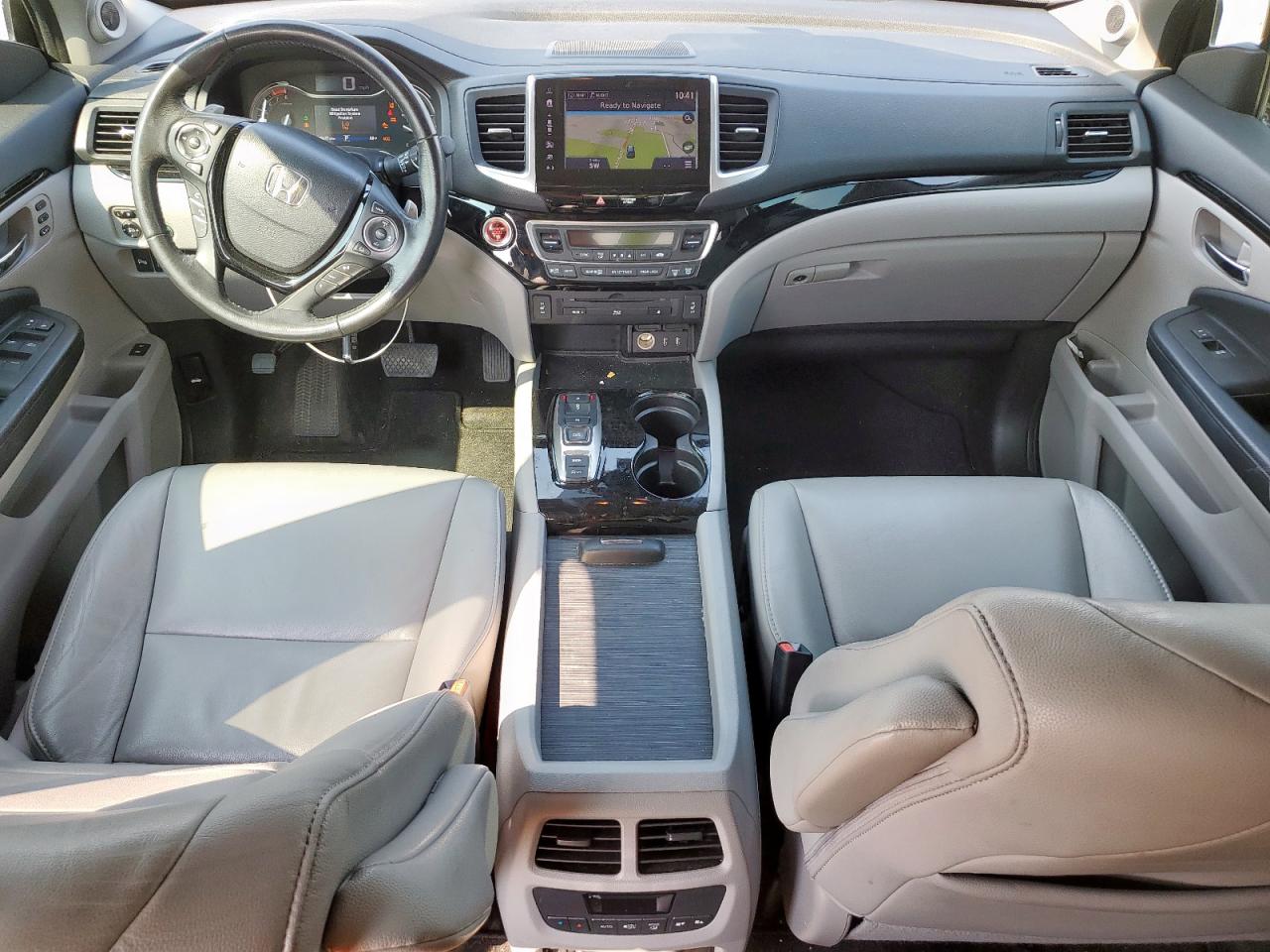 2018 Honda Pilot Touring VIN: 5FNYF5H94JB006212 Lot: 70333075