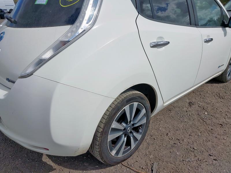 2015 NISSAN LEAF TEKNA