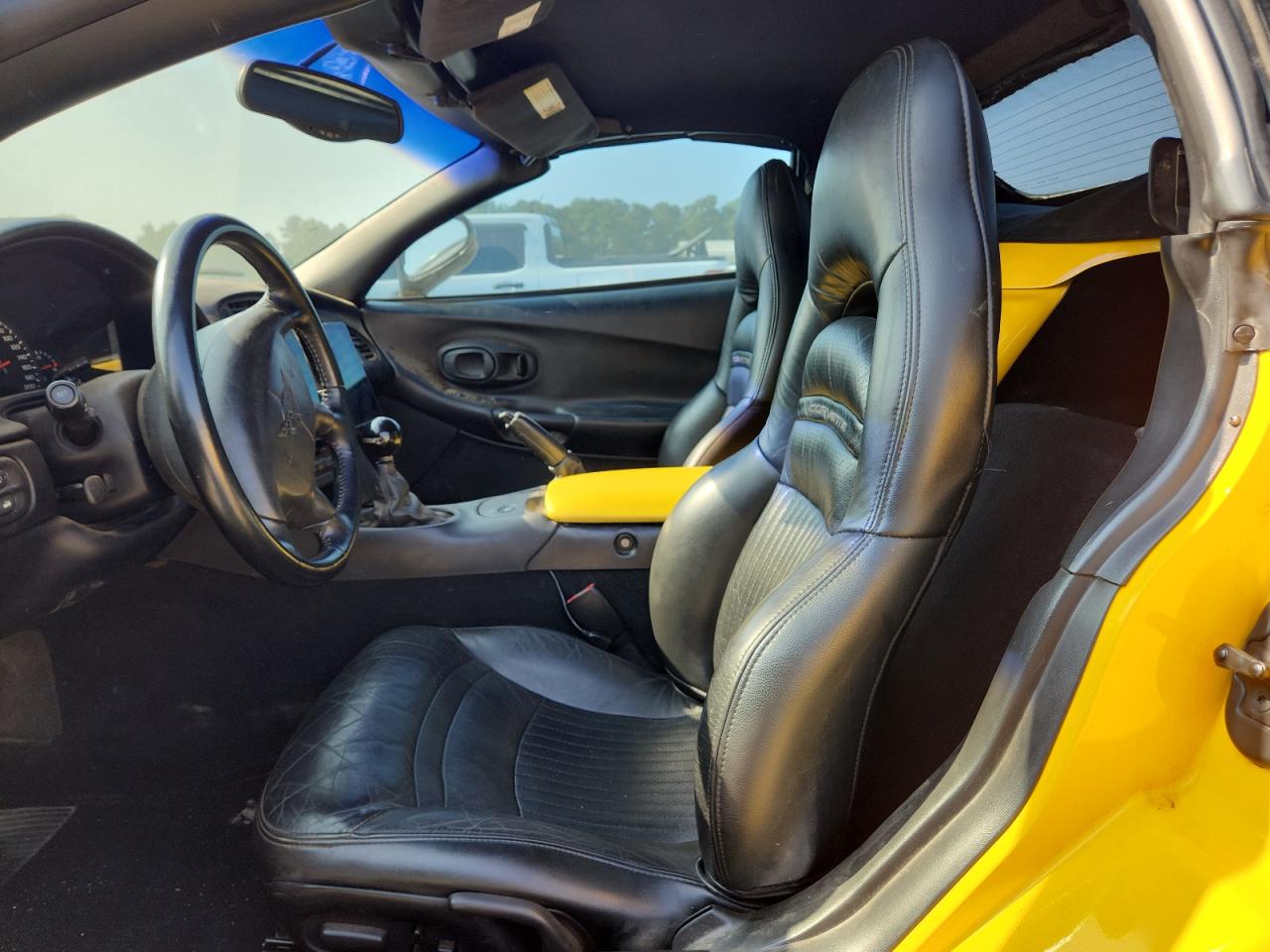 2002 Chevrolet Corvette VIN: 1G1YY32G225100428 Lot: 69400365