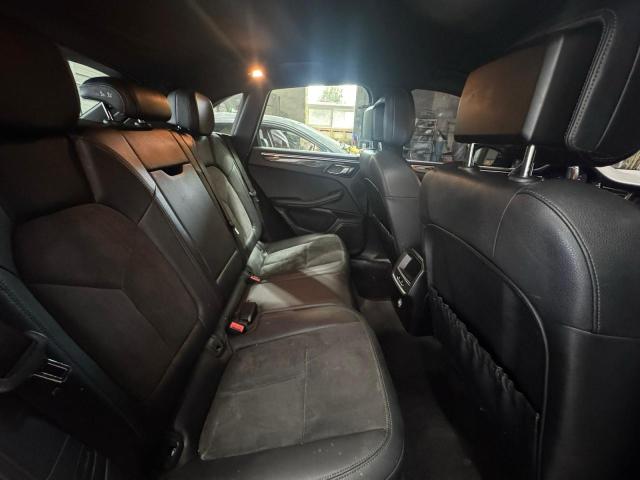 2015 PORSCHE MACAN S  