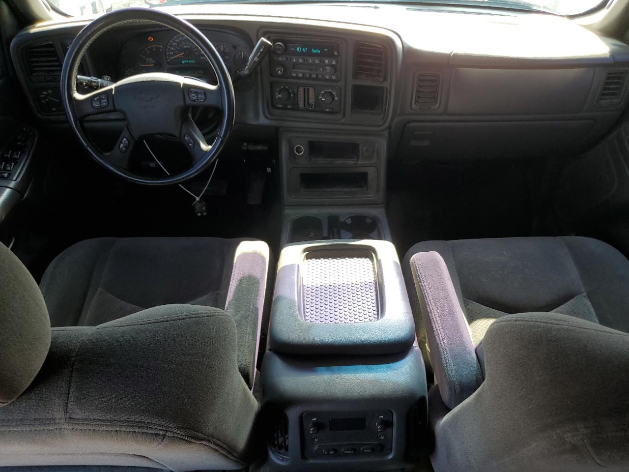 2005 Chevrolet Silverado K2500 Heavy Duty VIN: 1GCHK23275F877594 Lot: 67476595