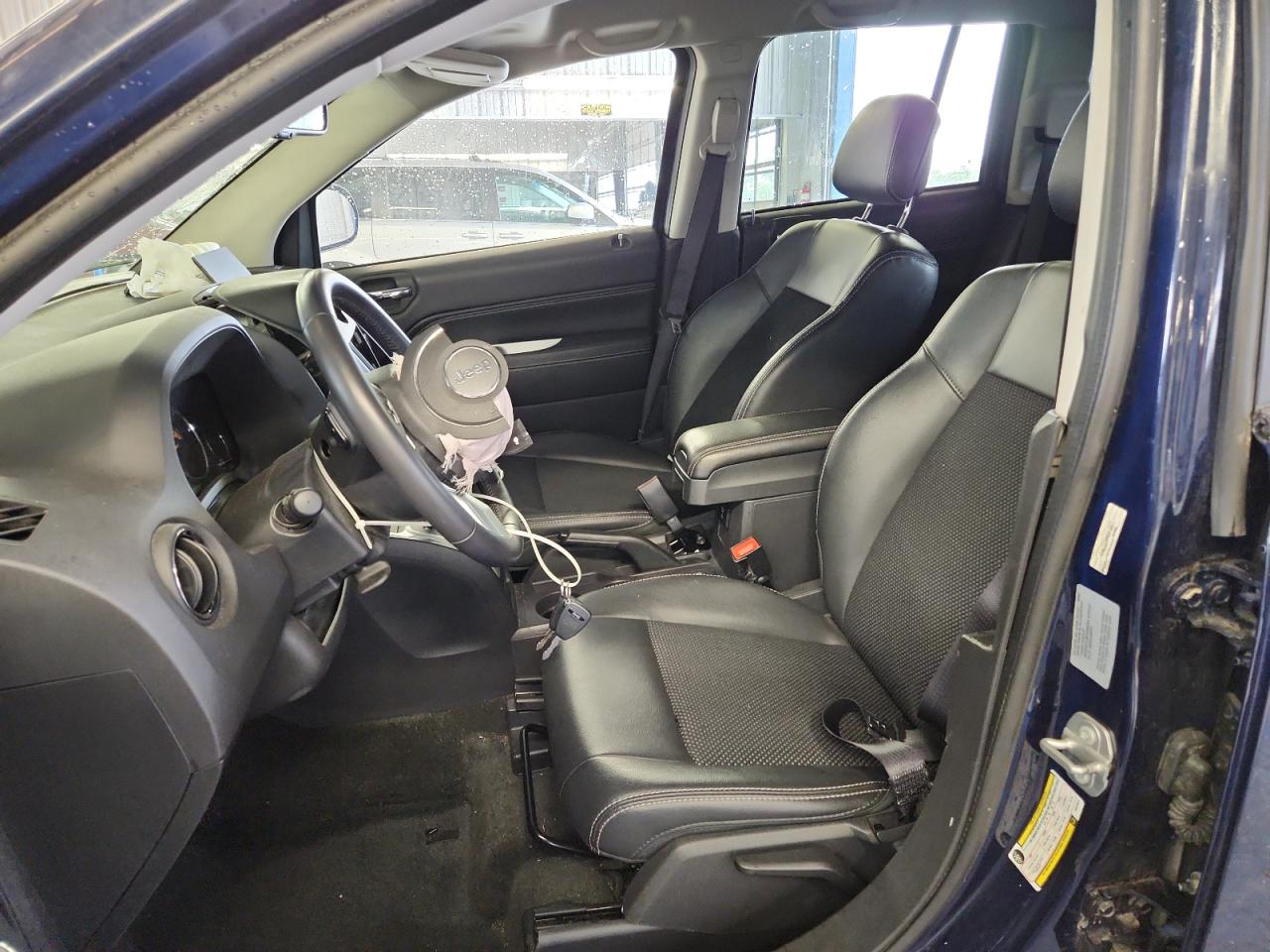 2017 Jeep Compass Latitude VIN: 1C4NJCEA8HD210971 Lot: 70662065