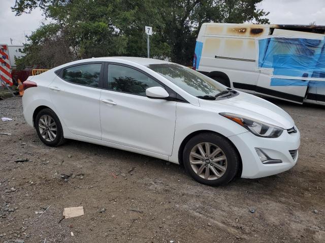  HYUNDAI ELANTRA 2015 Biały