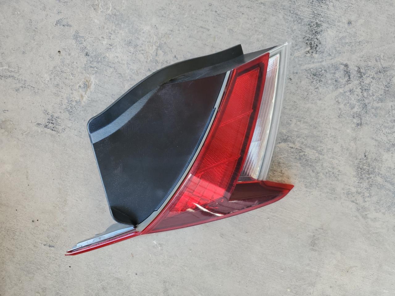 2022 Hyundai Elantra Sel VIN: 5NPLM4AG4NH061334 Lot: 69105885