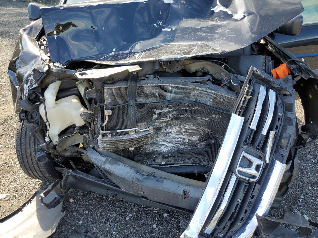 2014 Honda Pilot Lx VIN: 5FNYF4H27EB050210 Lot: 69564945