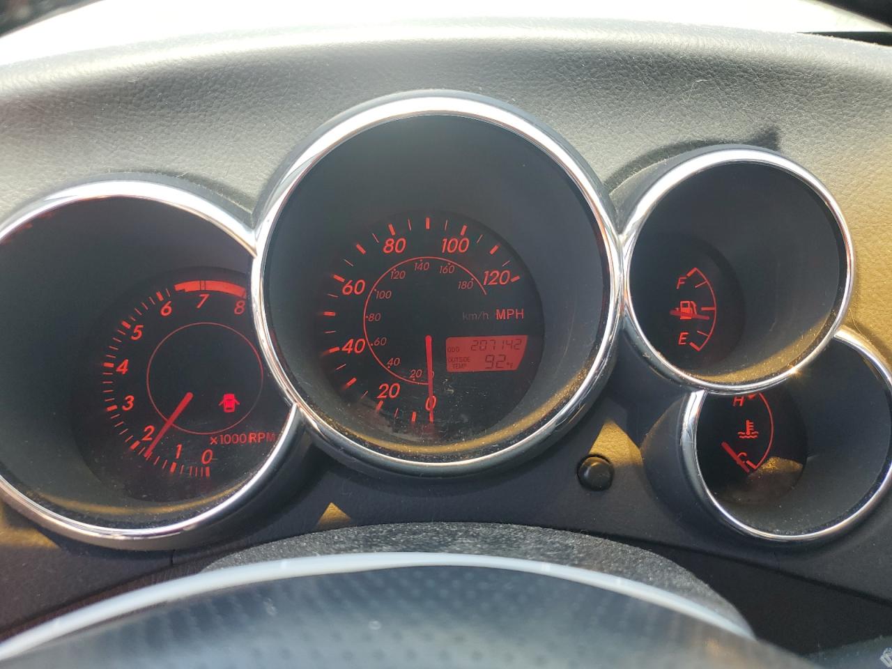 2003 Toyota Corolla Matrix Xr VIN: 2T1KR32E03C104782 Lot: 67680985