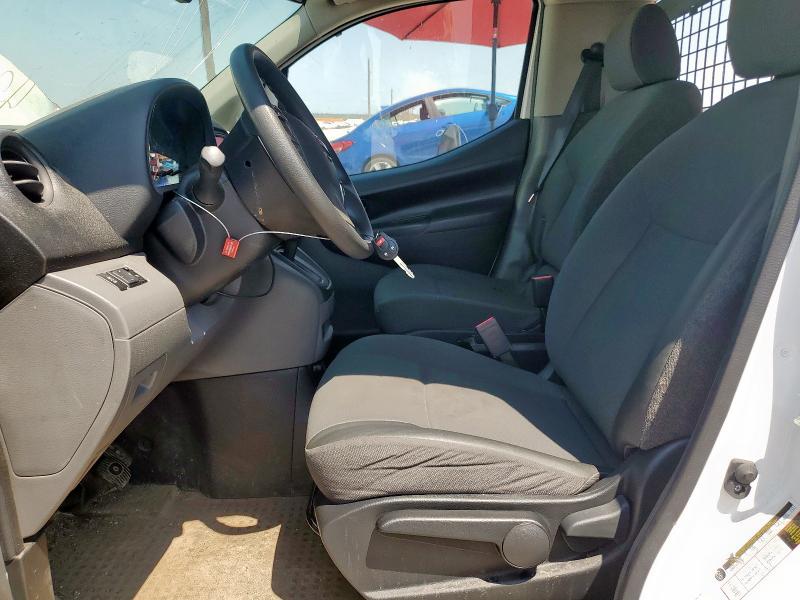  NISSAN NV 2021 Biały
