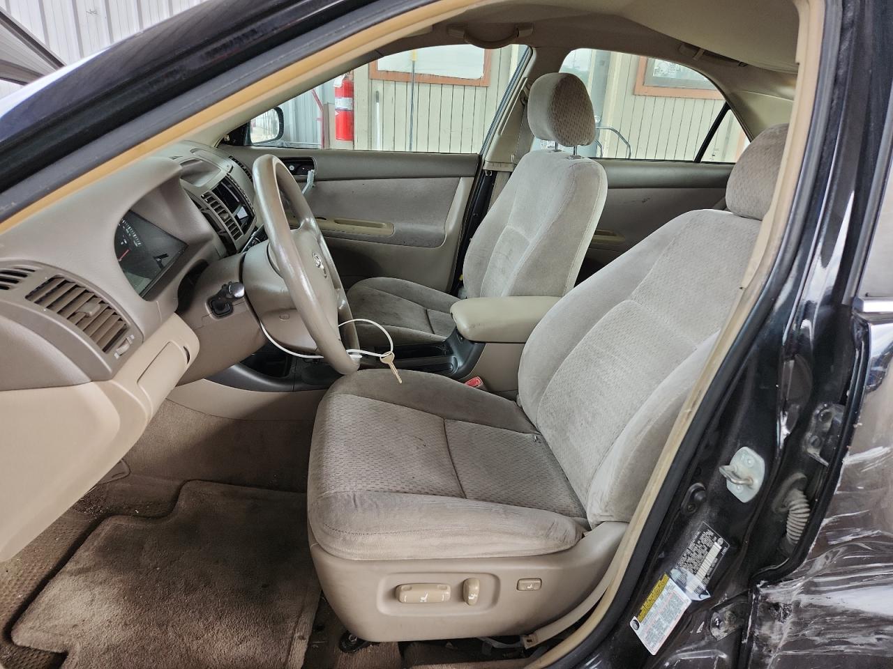 2004 Toyota Camry Le VIN: 4T1BE32K14U362696 Lot: 69922585