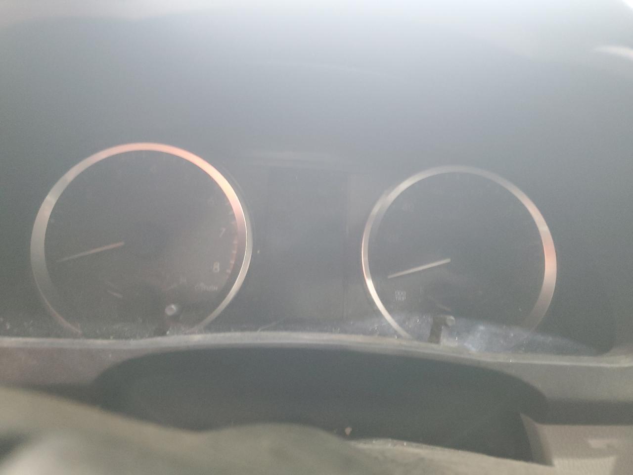 2018 Toyota Highlander Le VIN: 5TDBZRFH4JS490683 Lot: 69041145