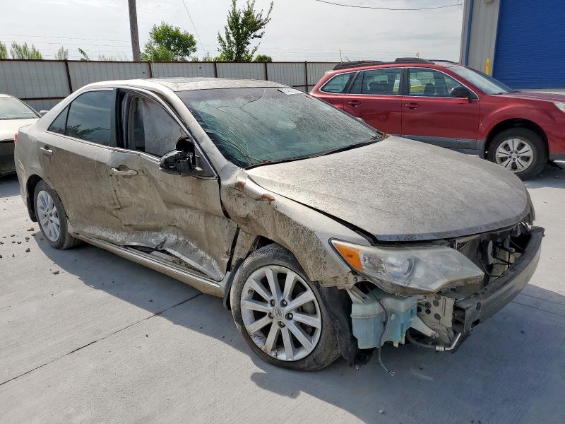  TOYOTA CAMRY 2013 Gold
