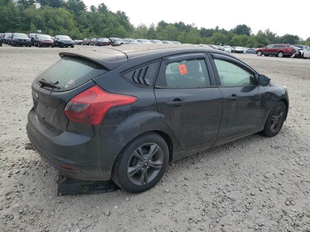  FORD FOCUS 2013 Чорний