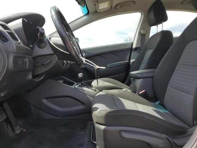 KIA FORTE 2017 Белы