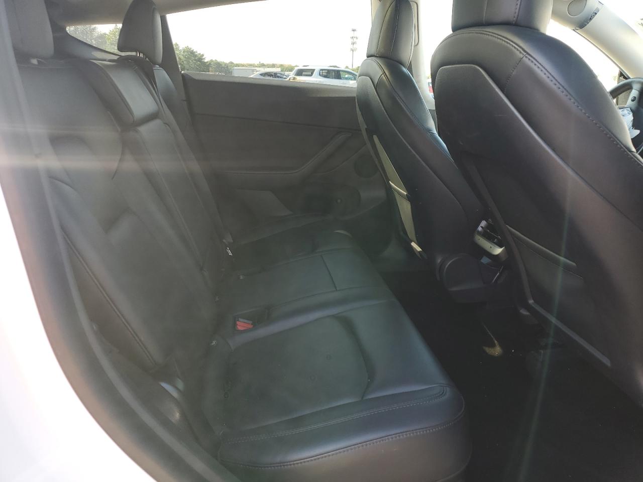 2021 Tesla Model Y VIN: 5YJYGDEE8MF090659 Lot: 68580535