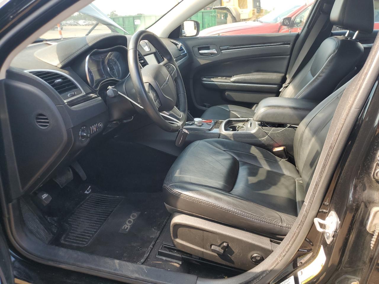 2015 Chrysler 300 Limited VIN: 2C3CCAAG5FH842721 Lot: 70037535