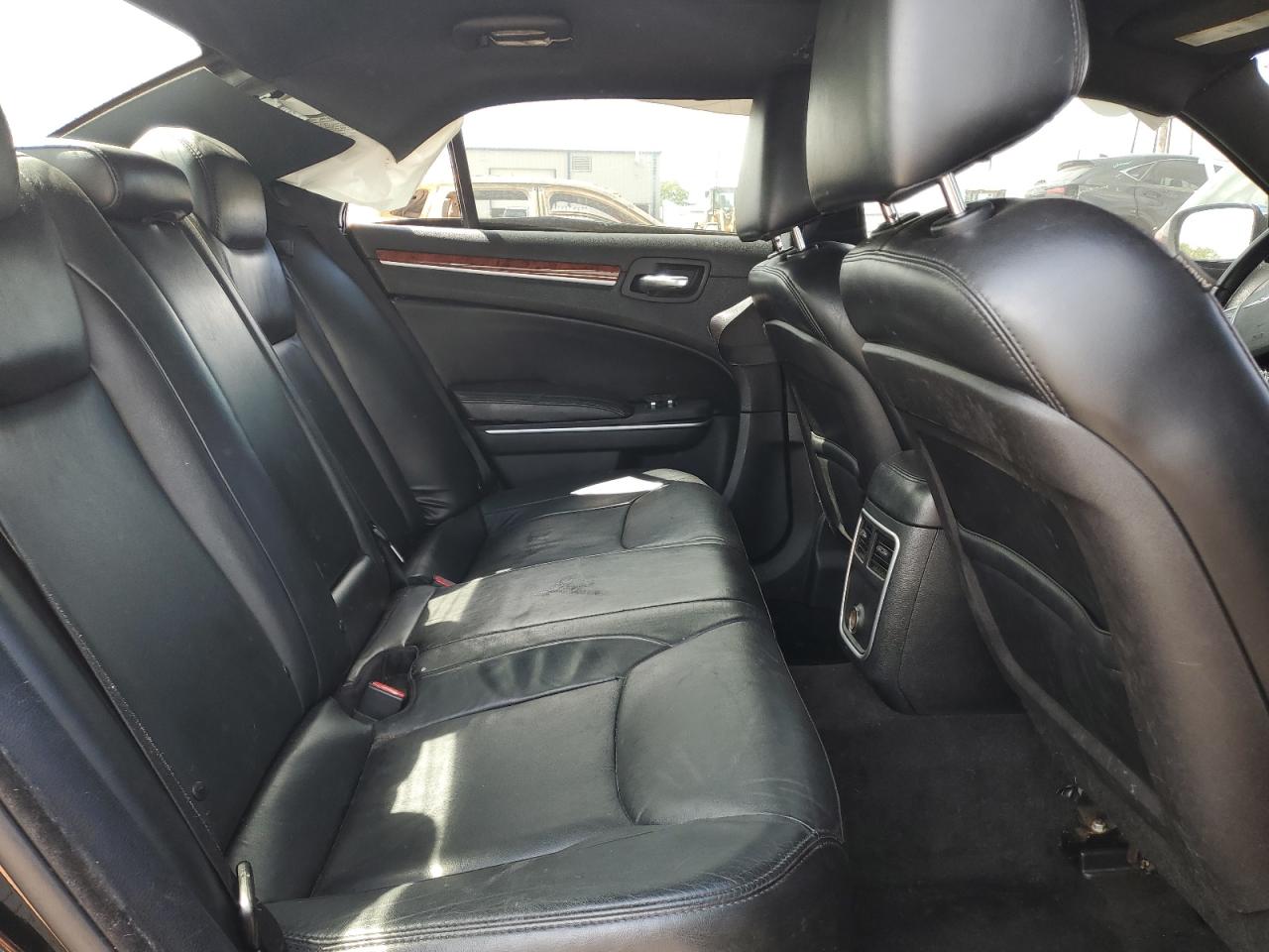 2012 Chrysler 300 Limited VIN: 2C3CCACG3CH265843 Lot: 70180735