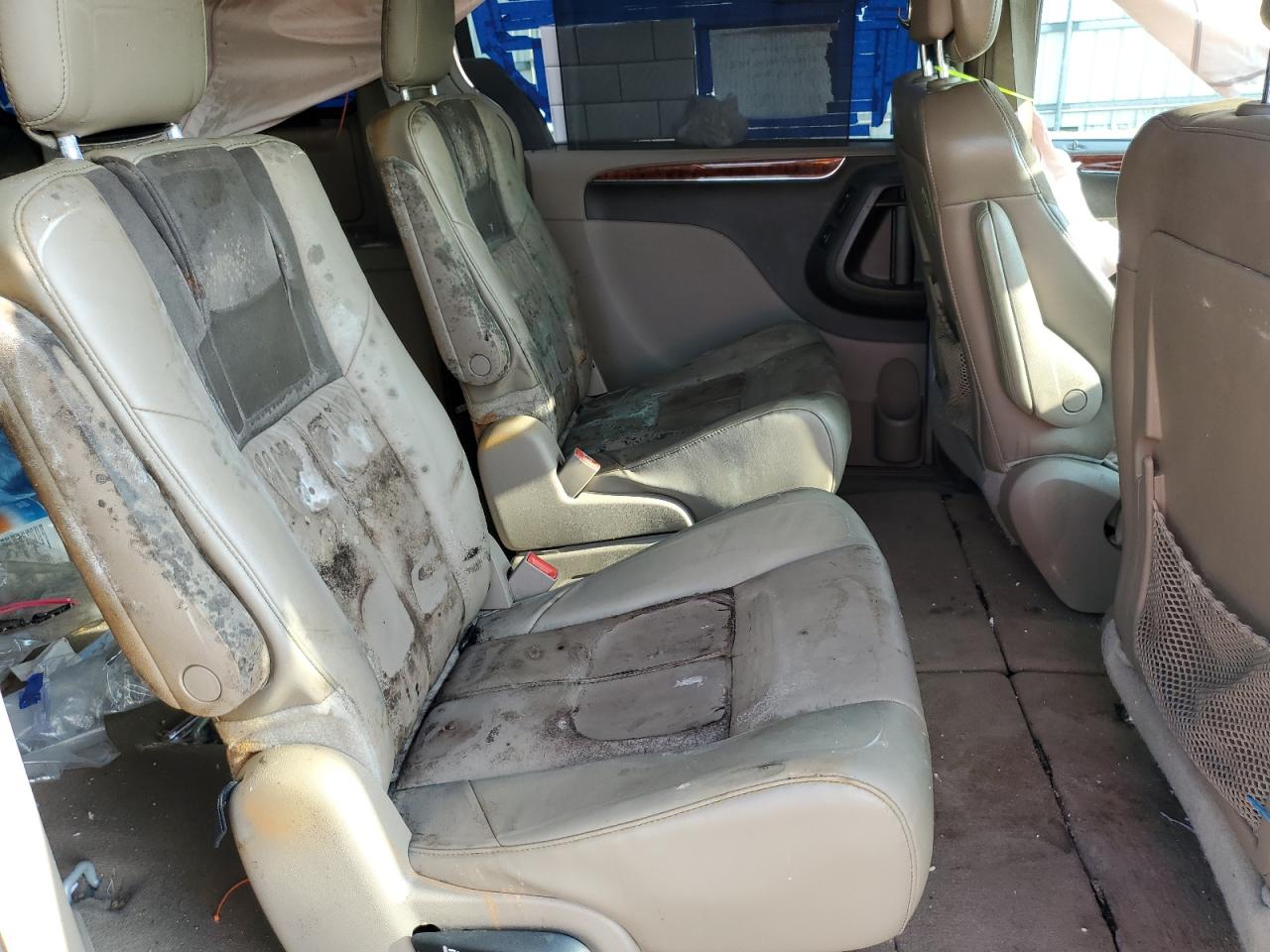 2014 Chrysler Town & Country Limited VIN: 2C4RC1GG8ER133822 Lot: 69028575