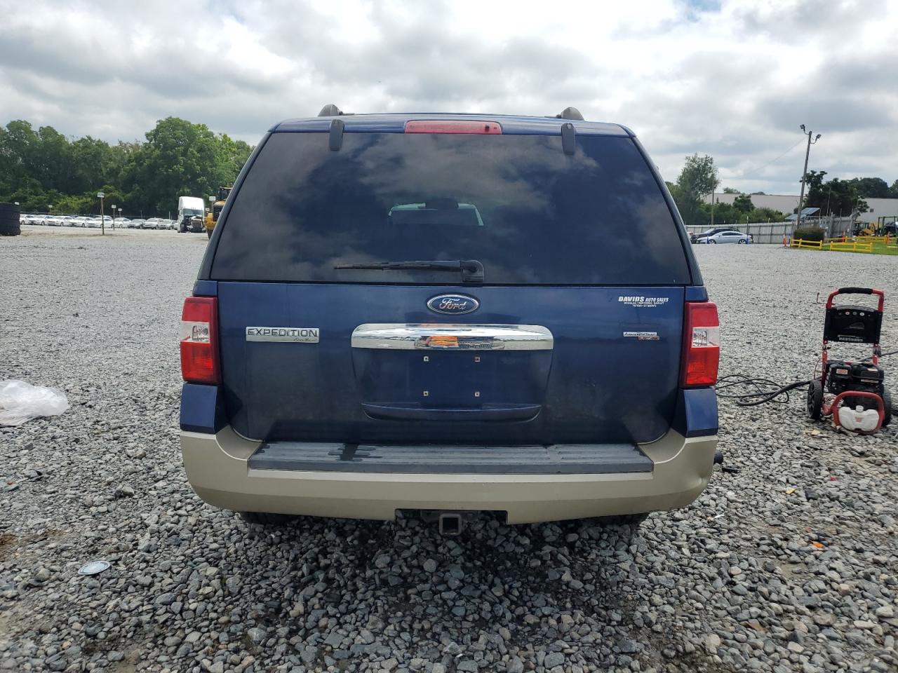 2008 Ford Expedition Eddie Bauer VIN: 1FMFU17518LA82039 Lot: 67846415