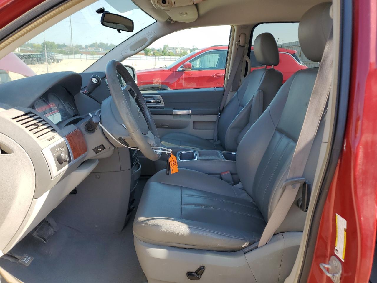 2008 Chrysler Town & Country Touring VIN: 2A8HR54P98R702034 Lot: 67293055