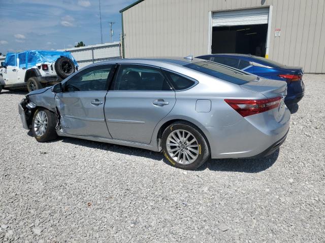  TOYOTA AVALON 2018 Серебристый