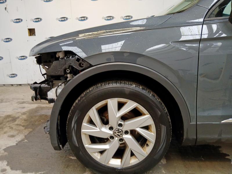 2022 VOLKSWAGEN TIGUAN LIFE