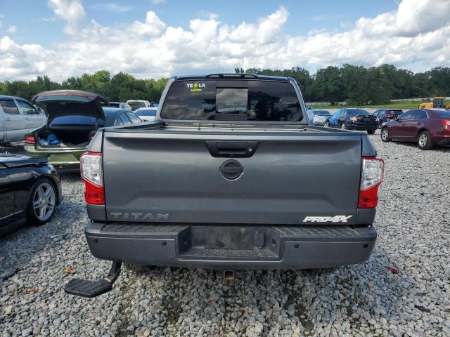  NISSAN TITAN 2018 Серый