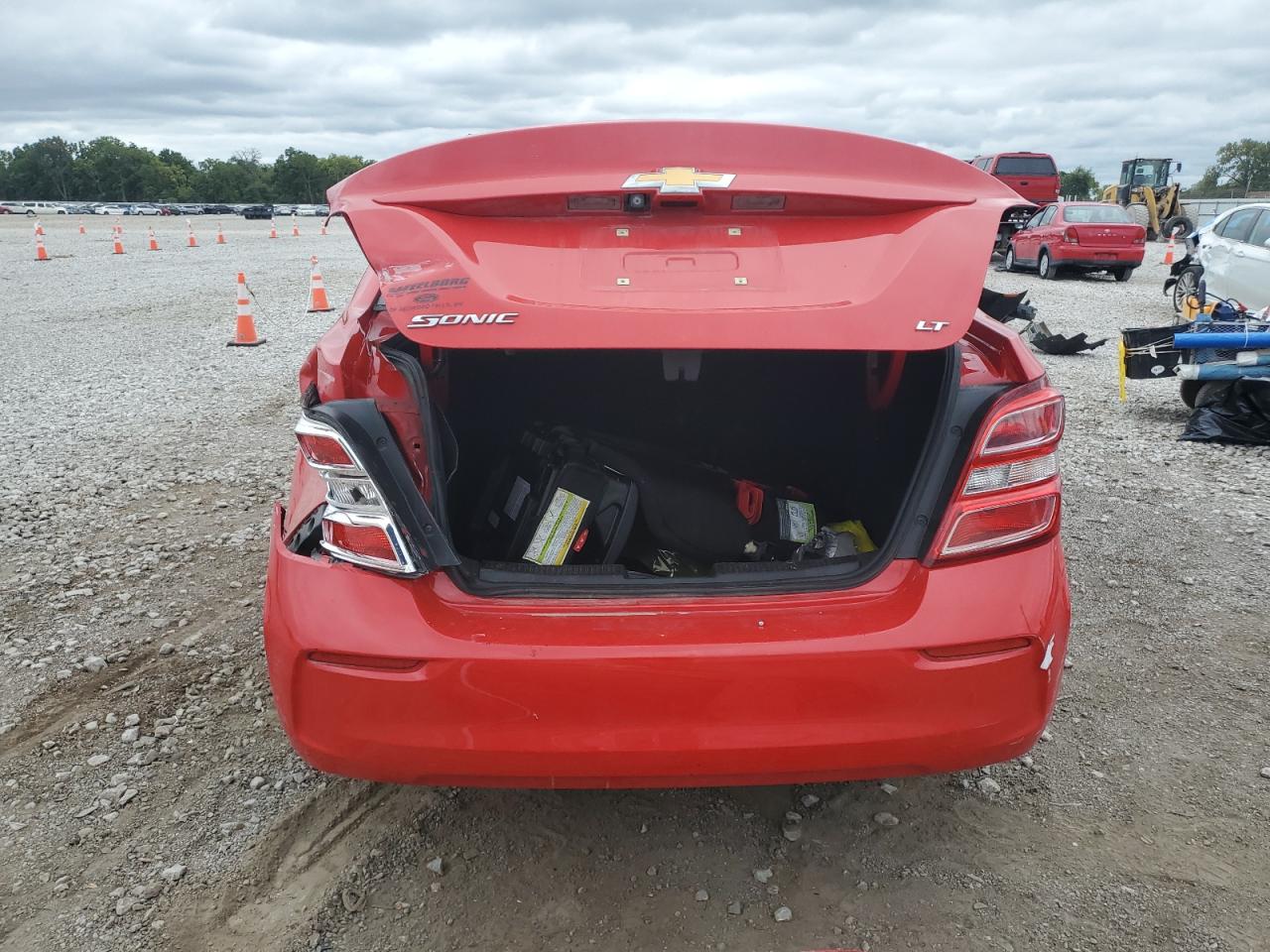 2018 Chevrolet Sonic Lt VIN: 1G1JD5SH1J4129621 Lot: 69932105