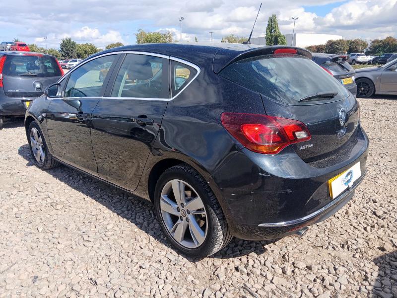 2015 VAUXHALL ASTRA SRI