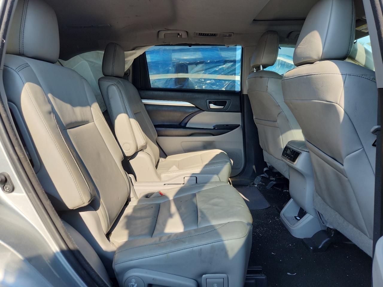 2017 Toyota Highlander Se VIN: 5TDJZRFH5HS464907 Lot: 67609475