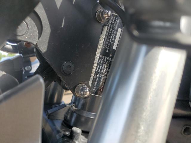 2020 MOTO GUZZI V85 TT  