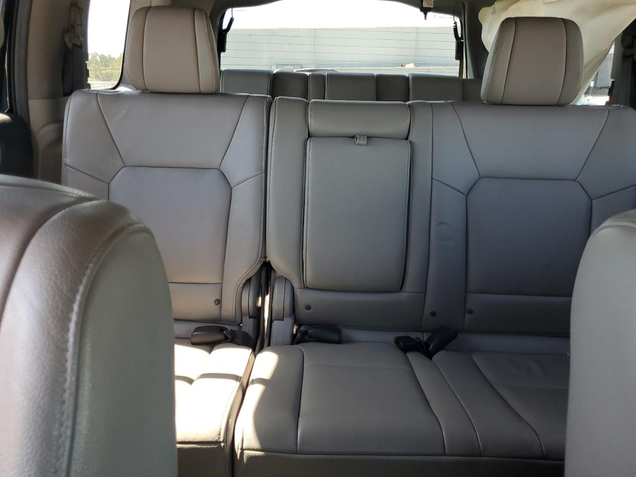 2012 Honda Pilot Exln VIN: 5FNYF4H72CB008116 Lot: 69282875