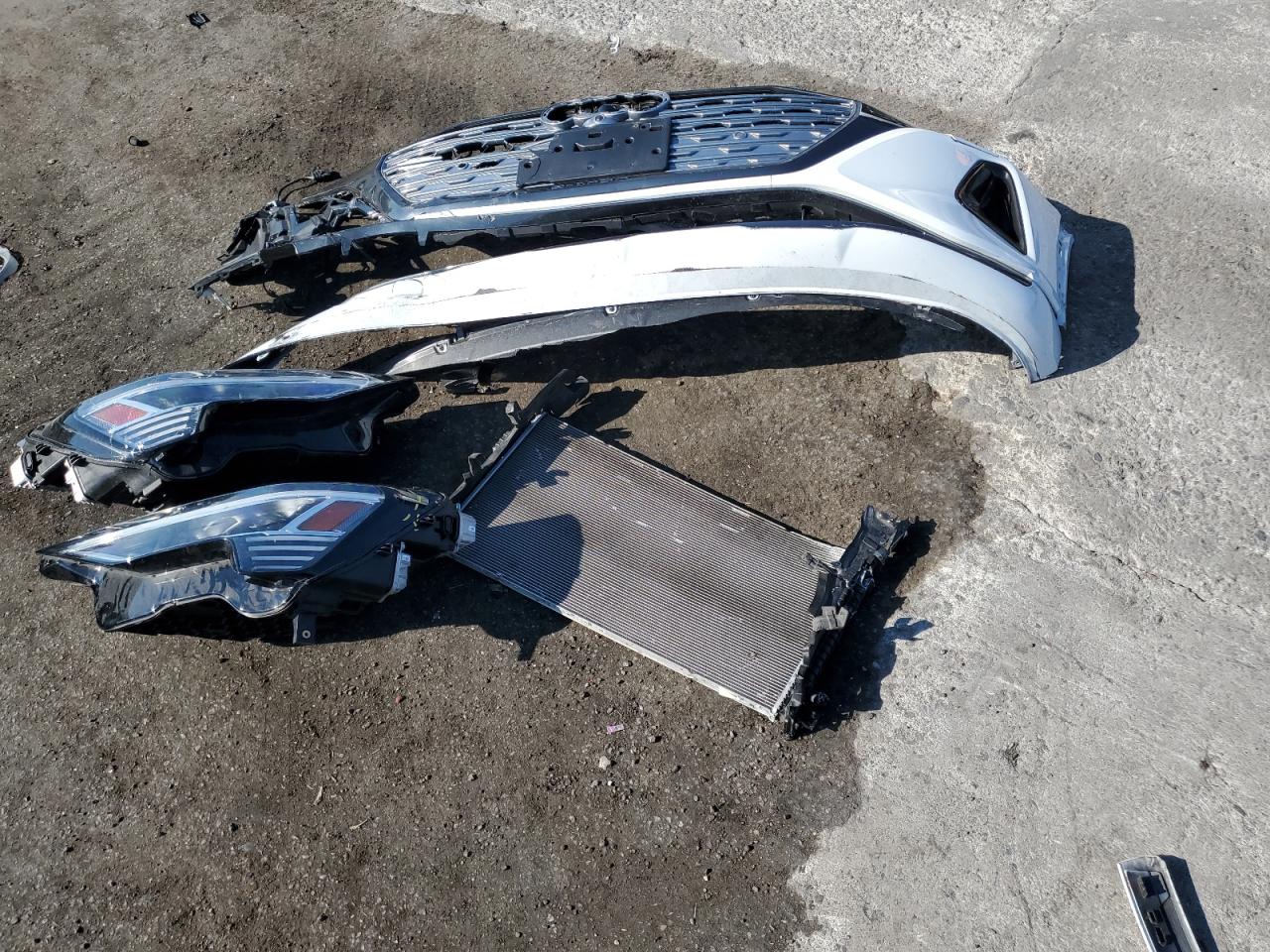 2024 Audi Q8 E-Tron Premium VIN: WA14AAGE3RB023595 Lot: 57906895