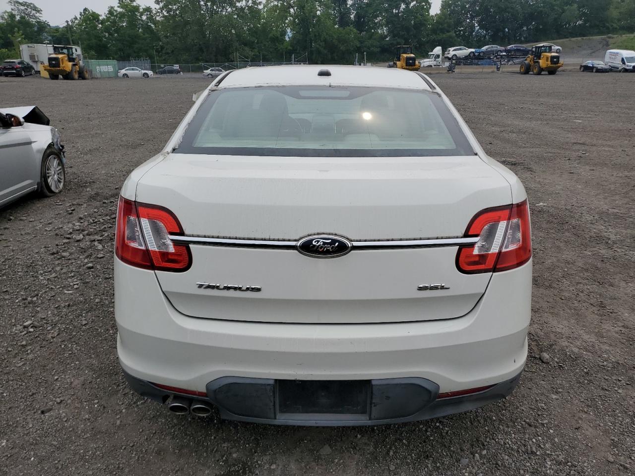 2011 Ford Taurus Sel VIN: 1FAHP2EW1BG127685 Lot: 61986175