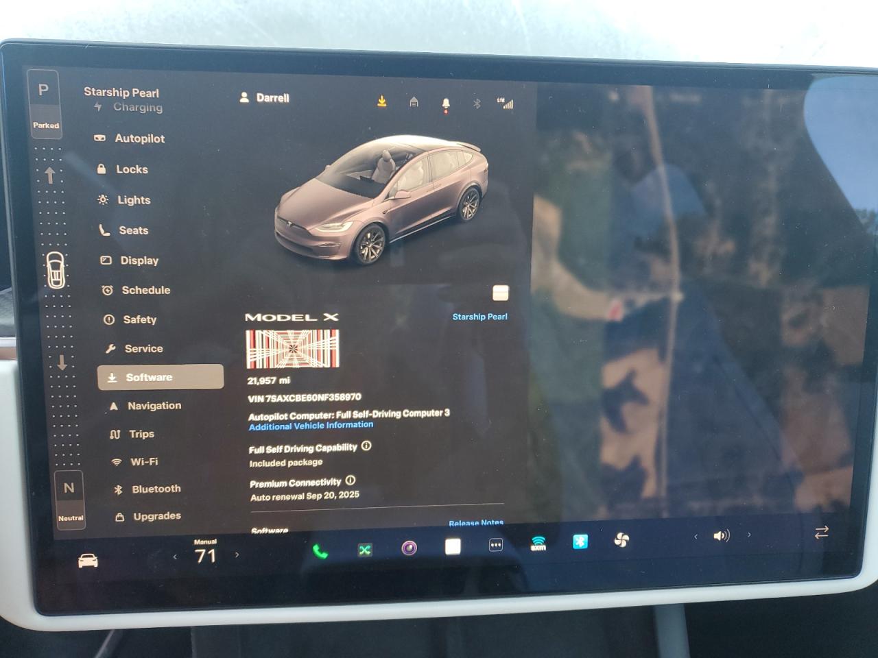2022 Tesla Model X VIN: 7SAXCBE60NF358970 Lot: 71065105