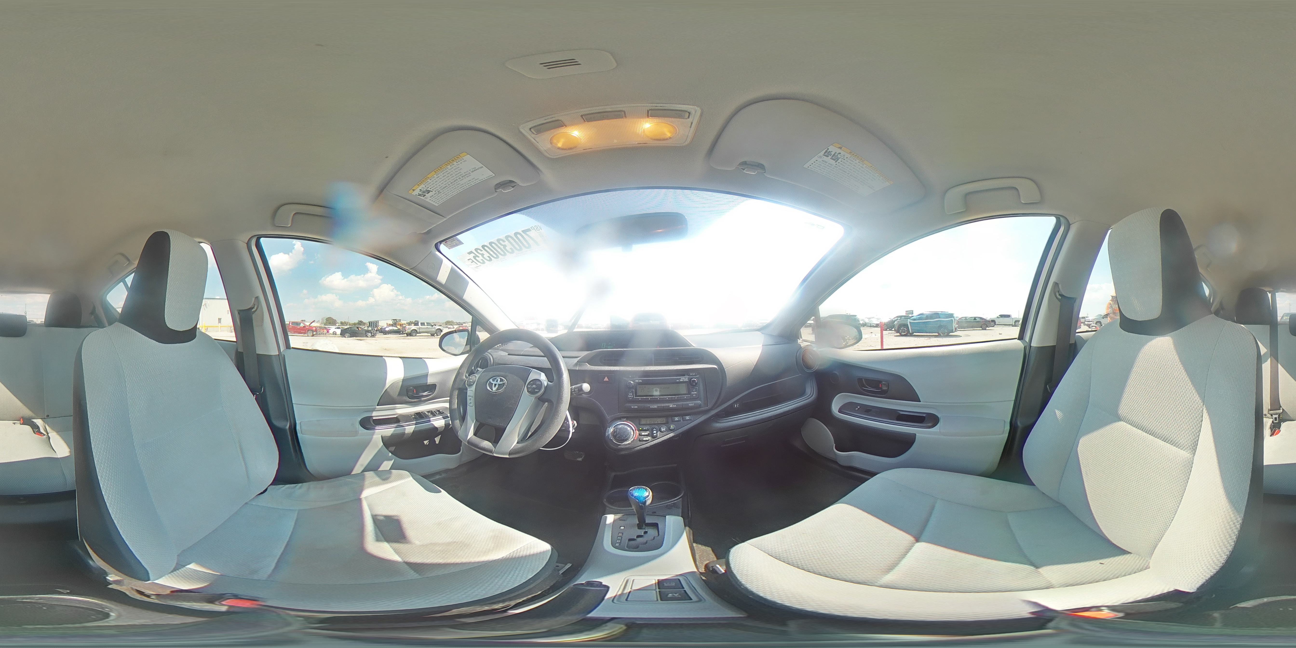 2013 Toyota Prius C VIN: JTDKDTB34D1529196 Lot: 70030035