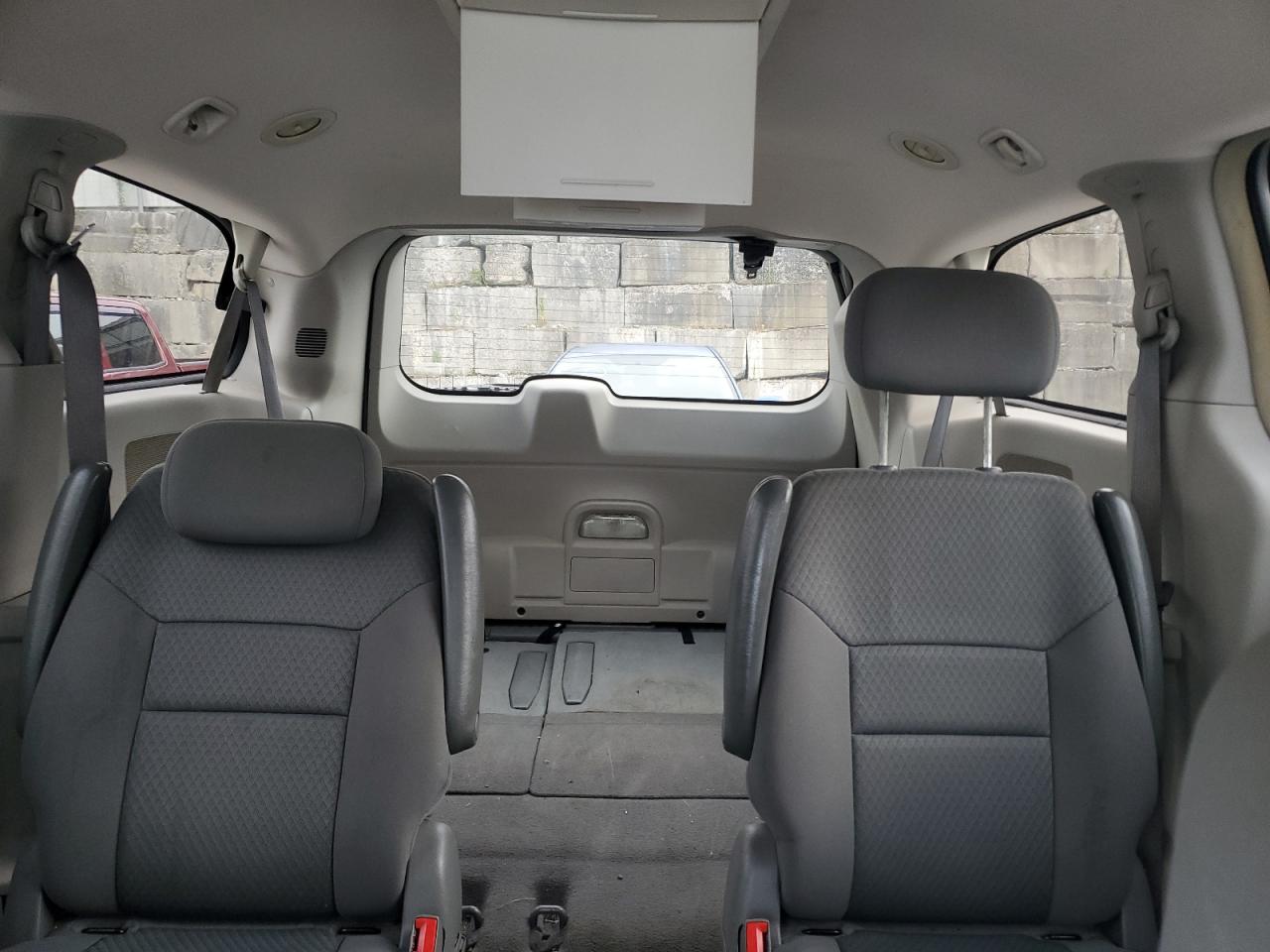 2010 Chrysler Town & Country Touring VIN: 2A4RR5D12AR374169 Lot: 69672065