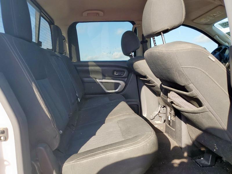 2016 NISSAN TITAN XD SL  
