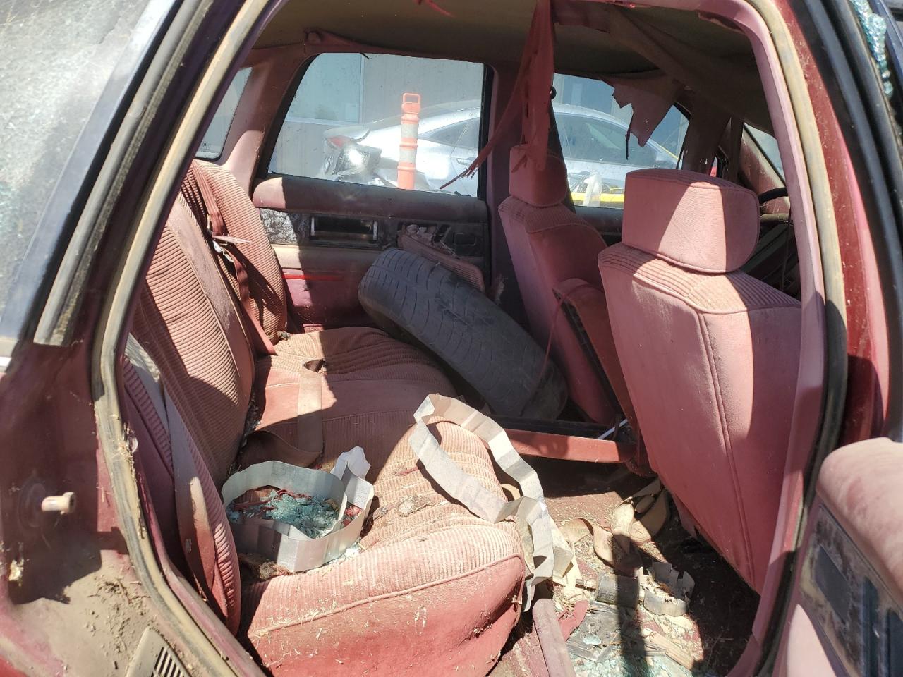 1992 Buick Regal Custom VIN: 2G4WB54T0N1505100 Lot: 68225305
