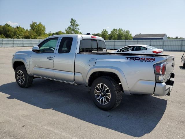  TOYOTA TACOMA 2022 Серебристый