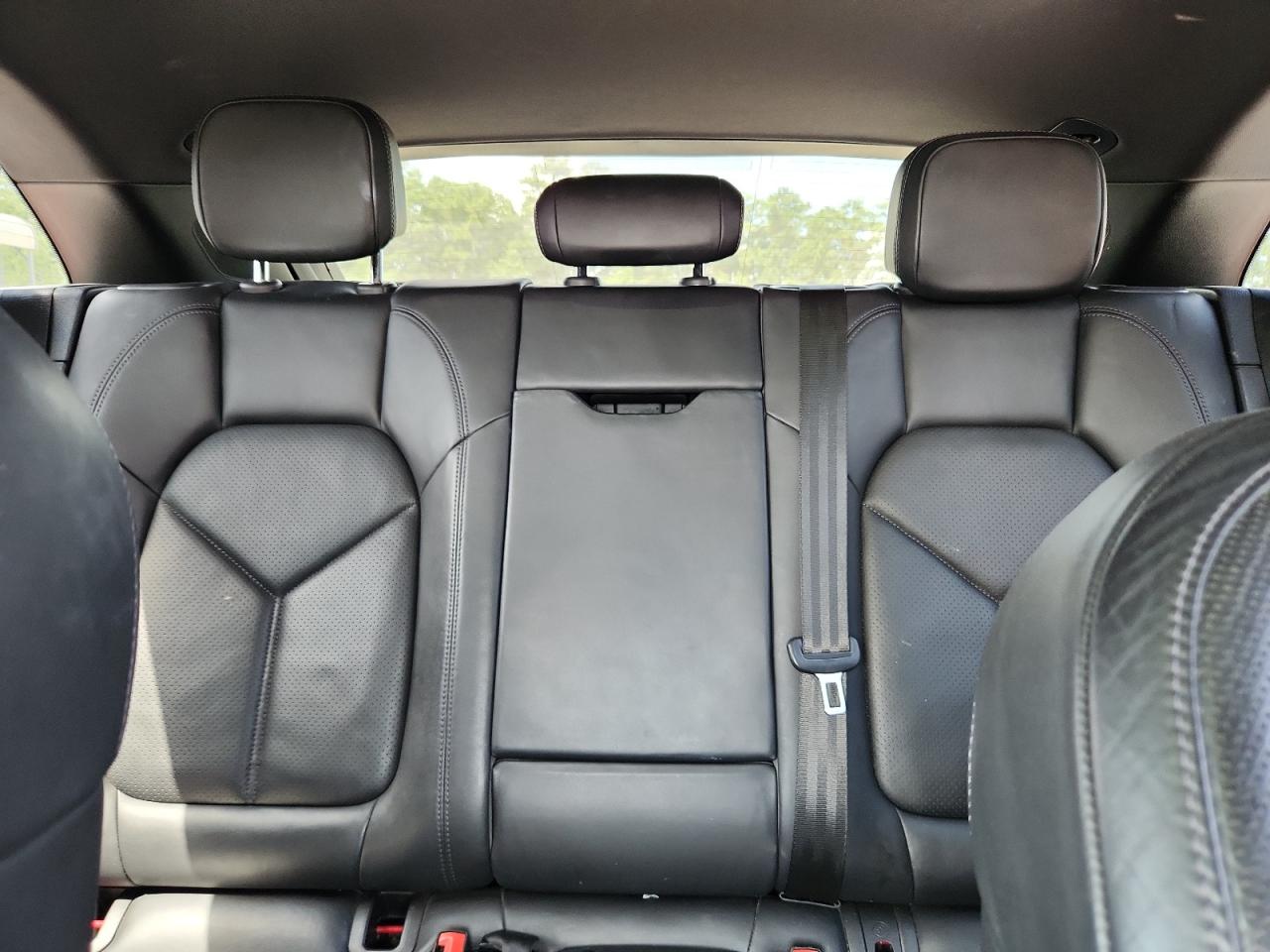 2017 Porsche Macan VIN: WP1AA2A53HLB81658 Lot: 69100635