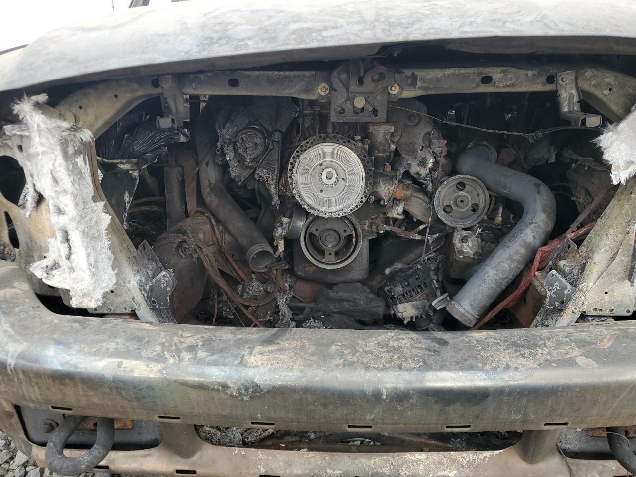 2002 Ford F550 Super Duty VIN: 1FDAF57F22EC18601 Lot: 70162395