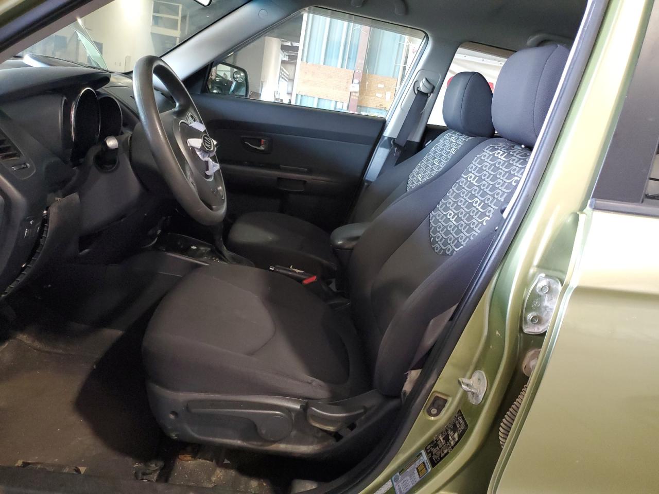 2011 Kia Soul + VIN: KNDJT2A21B7329758 Lot: 69952065