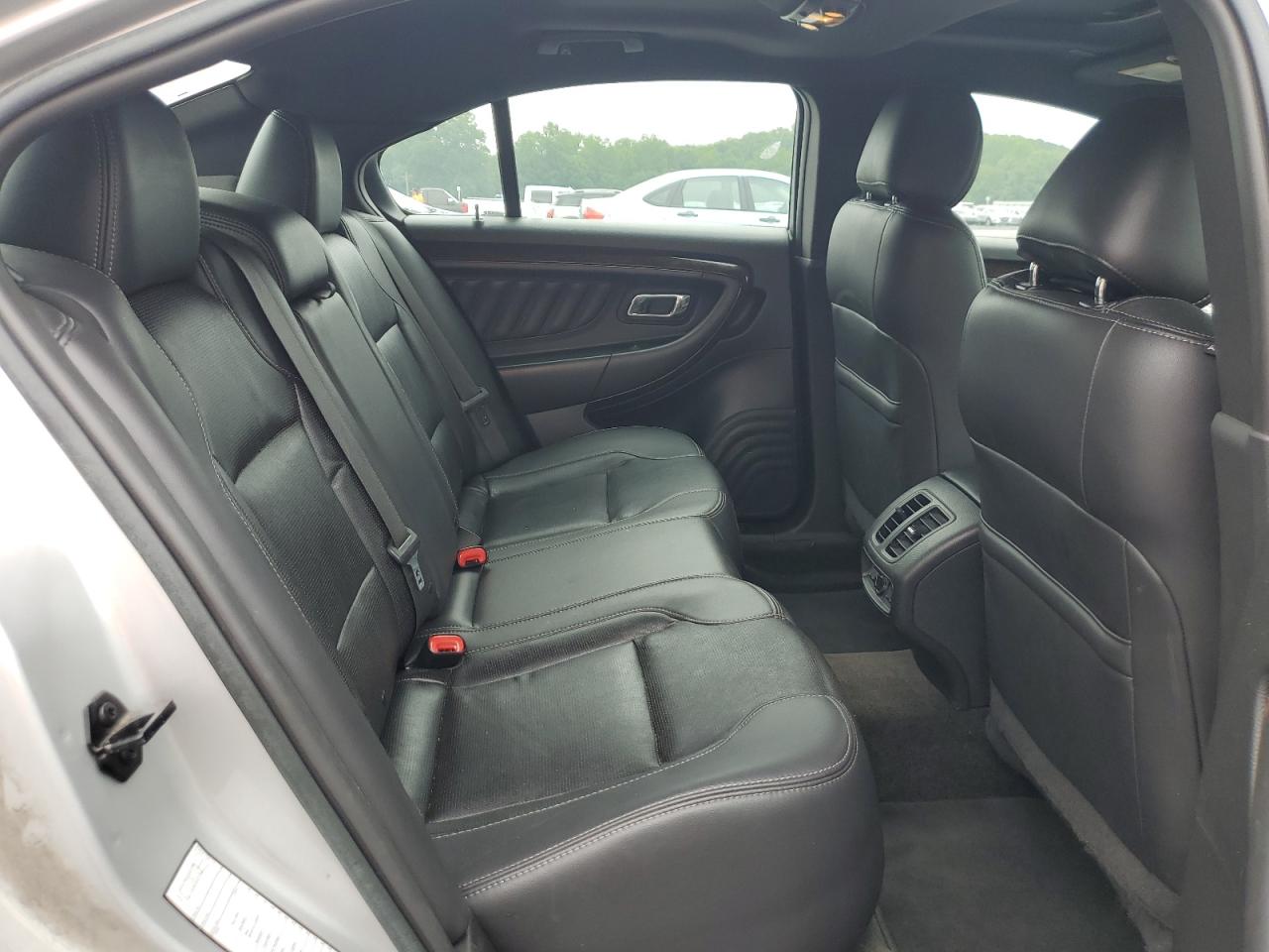 2018 Ford Taurus Limited VIN: 1FAHP2F82JG124082 Lot: 67187235