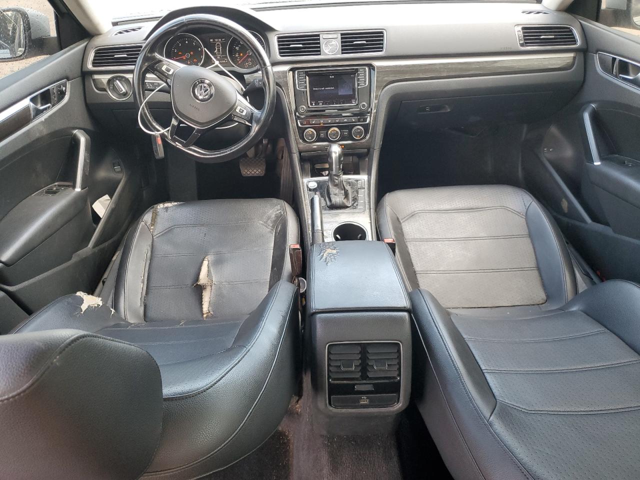 2017 Volkswagen Passat Se VIN: 1VWBT7A35HC004893 Lot: 68869155