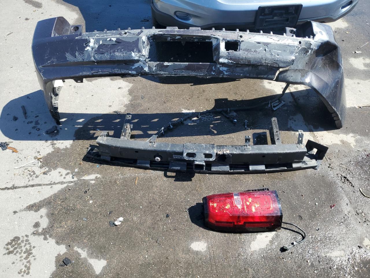 2015 Chevrolet Tahoe C1500 Ls VIN: 1GNSCAECXFR641595 Lot: 68126805