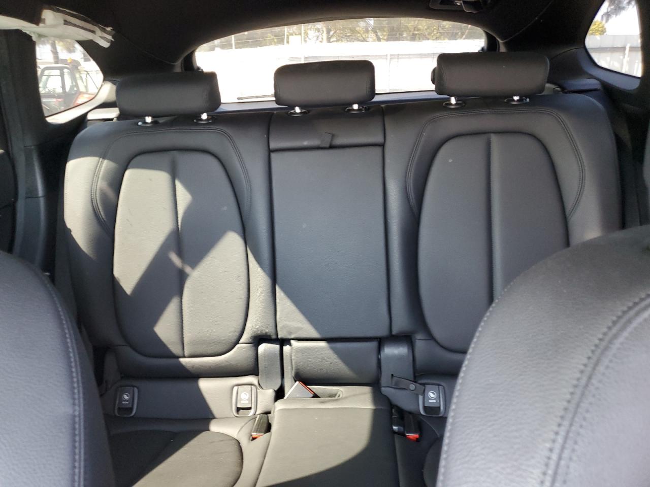 2017 BMW X1 Sdrive28I VIN: WBXHU7C30H5H37953 Lot: 70958995